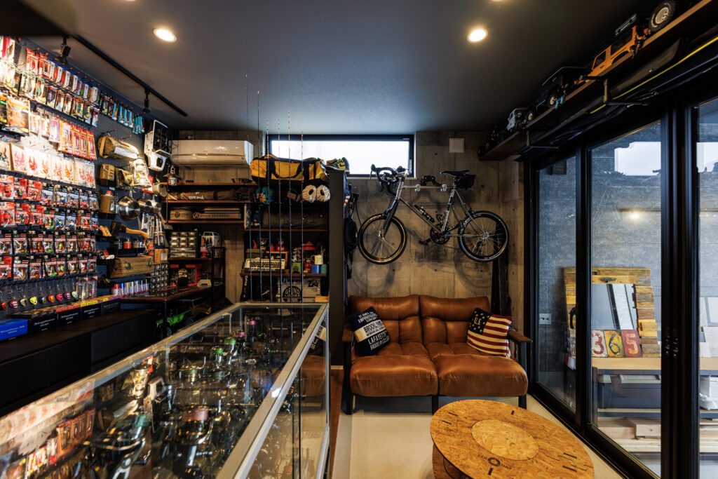 趣味を愉しむ、ガレージコレクションルーム